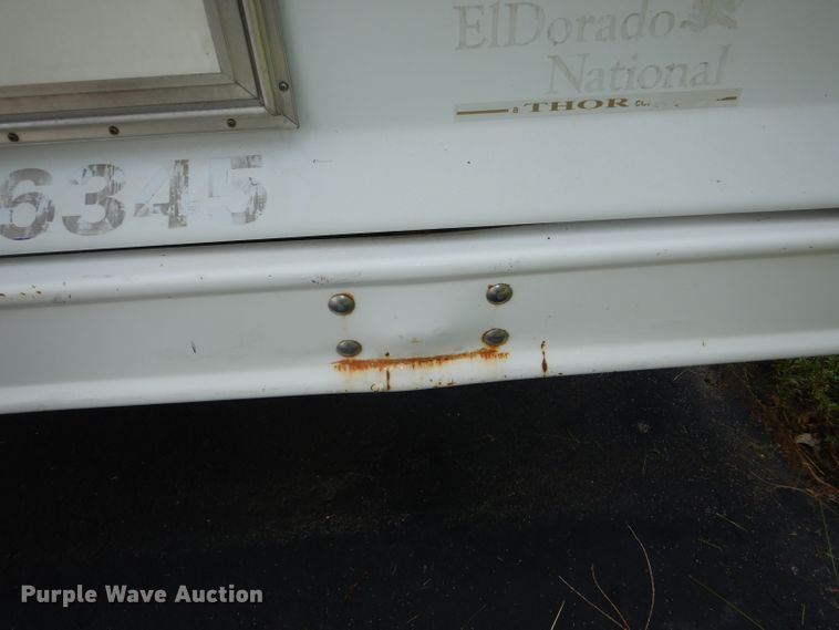 image for item DG4956 2010 Ford Econoline E450 Super Duty shuttle bus