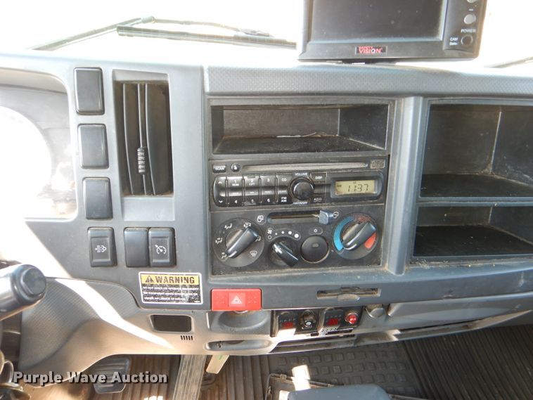 image for item DG4980 2012 Isuzu NQR refuse truck