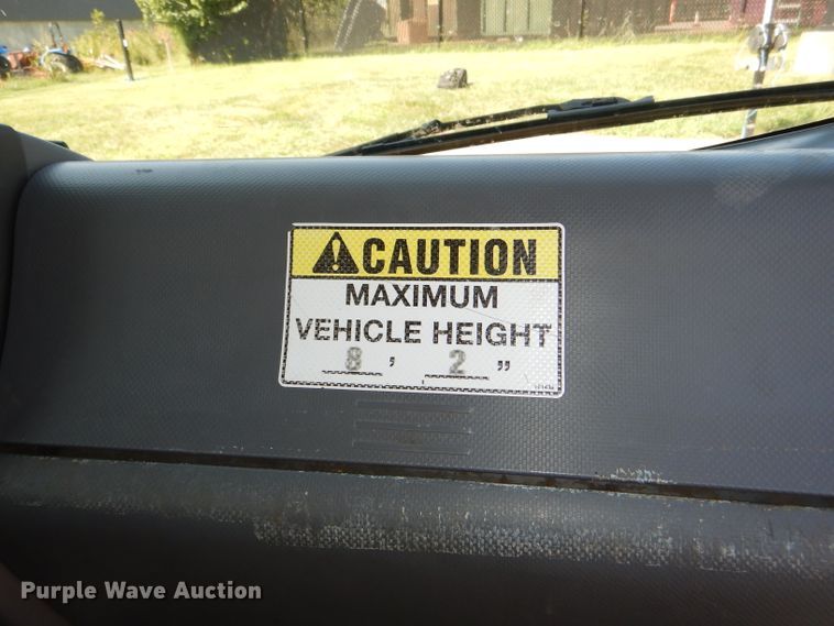 image for item DG4980 2012 Isuzu NQR refuse truck