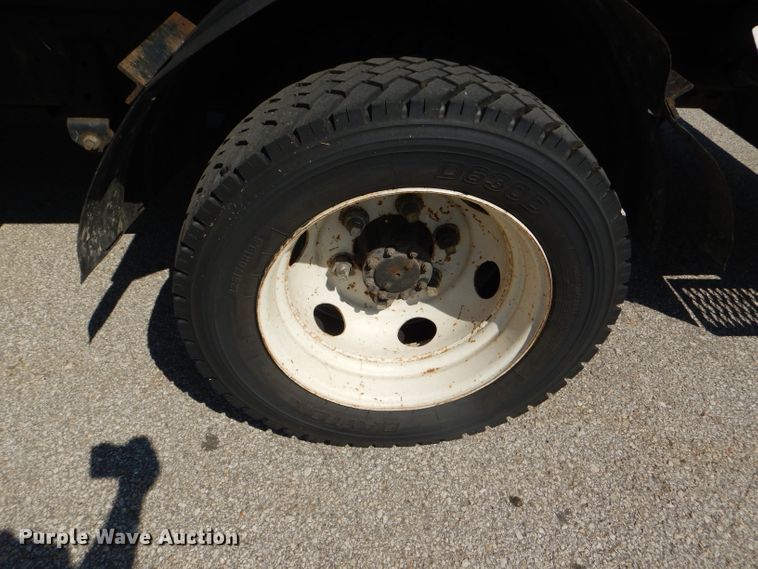 image for item DG4980 2012 Isuzu NQR refuse truck