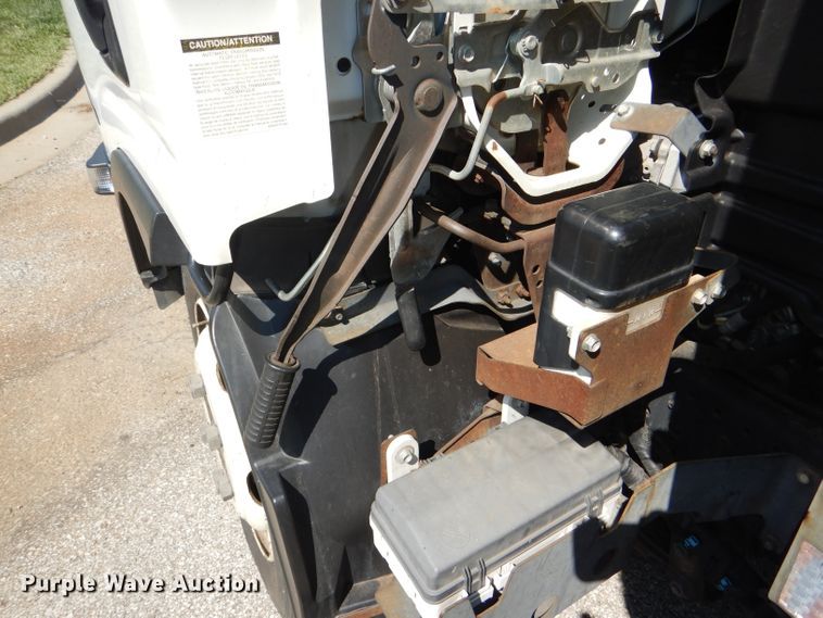 image for item DG4980 2012 Isuzu NQR refuse truck