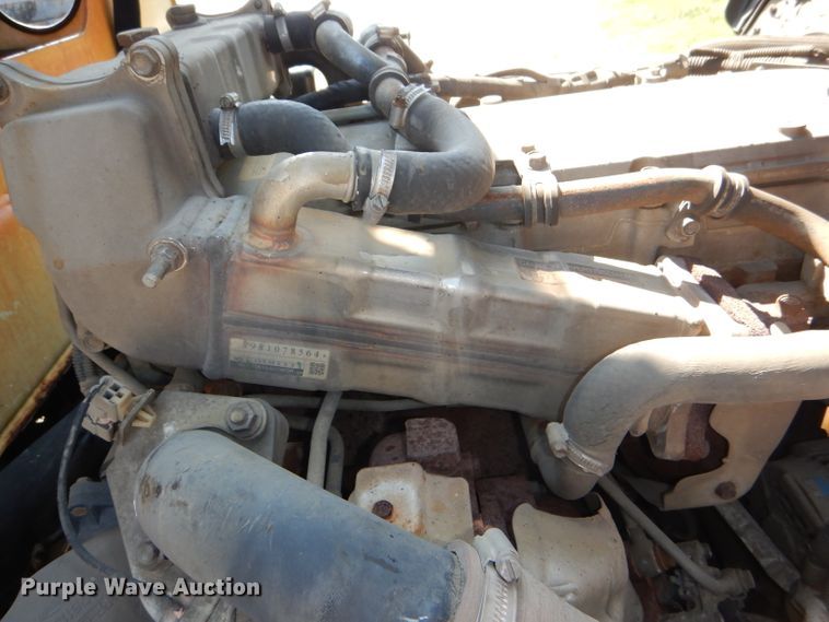 image for item DG4980 2012 Isuzu NQR refuse truck