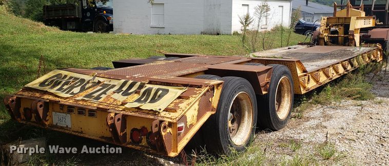 image for item DG7560 1993 Holden HGE44235 lowboy equipment trailer