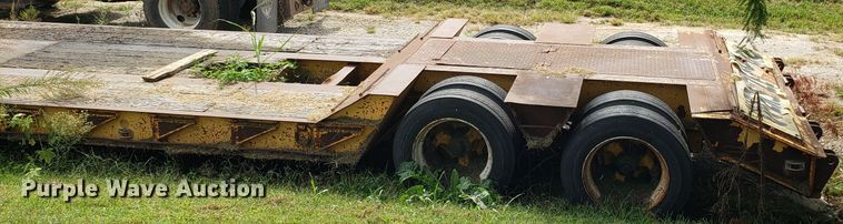 image for item DG7560 1993 Holden HGE44235 lowboy equipment trailer