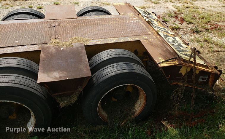 image for item DG7560 1993 Holden HGE44235 lowboy equipment trailer