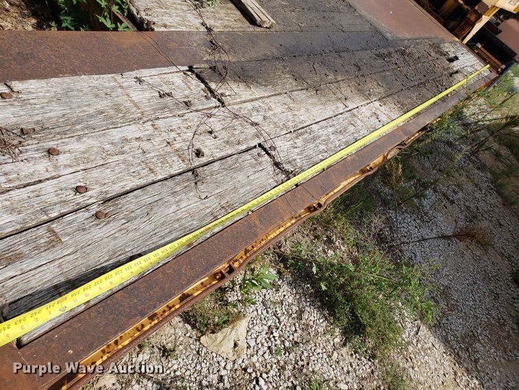 image for item DG7560 1993 Holden HGE44235 lowboy equipment trailer