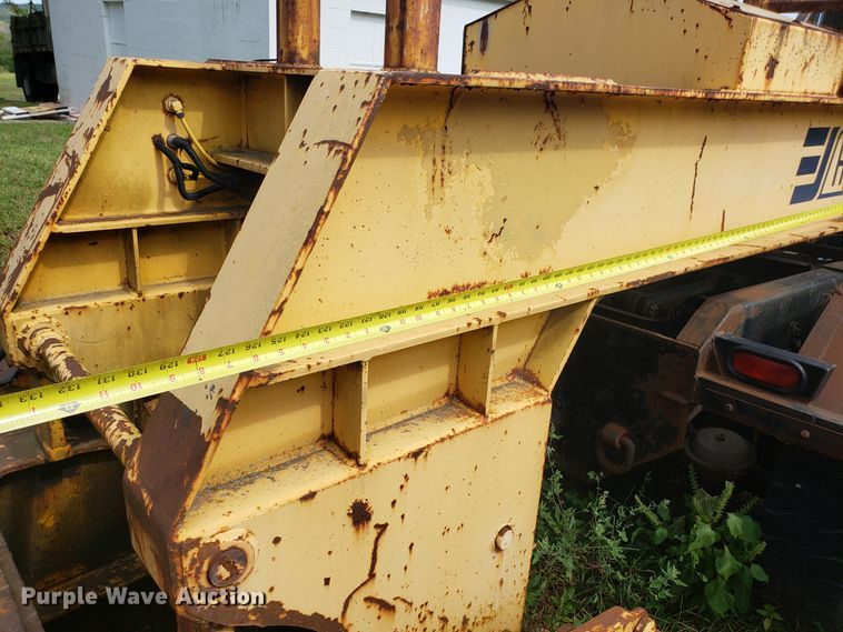 image for item DG7560 1993 Holden HGE44235 lowboy equipment trailer