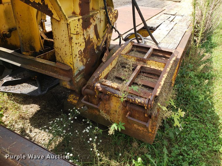 image for item DG7560 1993 Holden HGE44235 lowboy equipment trailer
