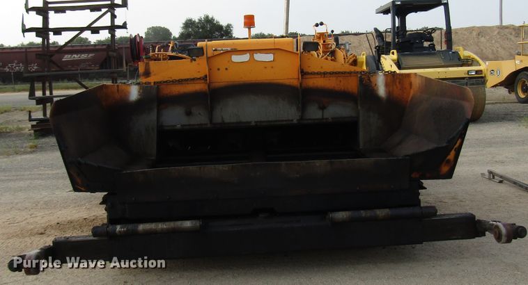 image for item DG8092 2004 LeeBoy L8500T paver