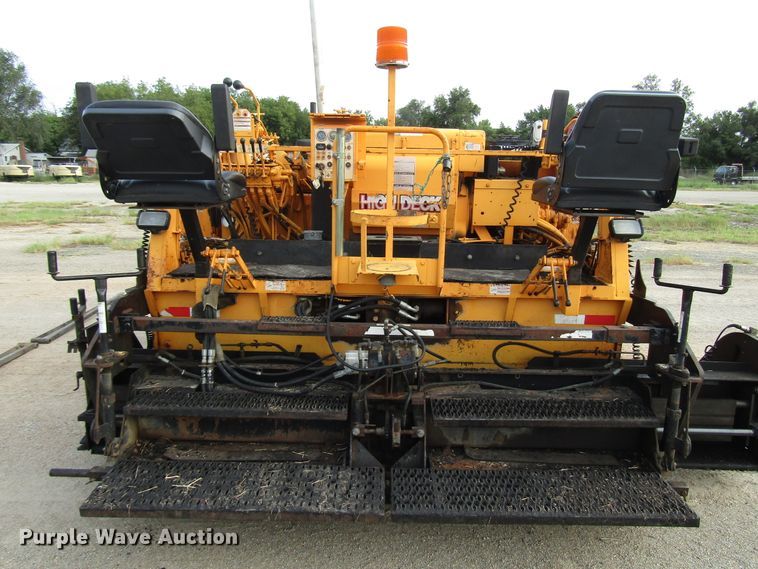 image for item DG8092 2004 LeeBoy L8500T paver