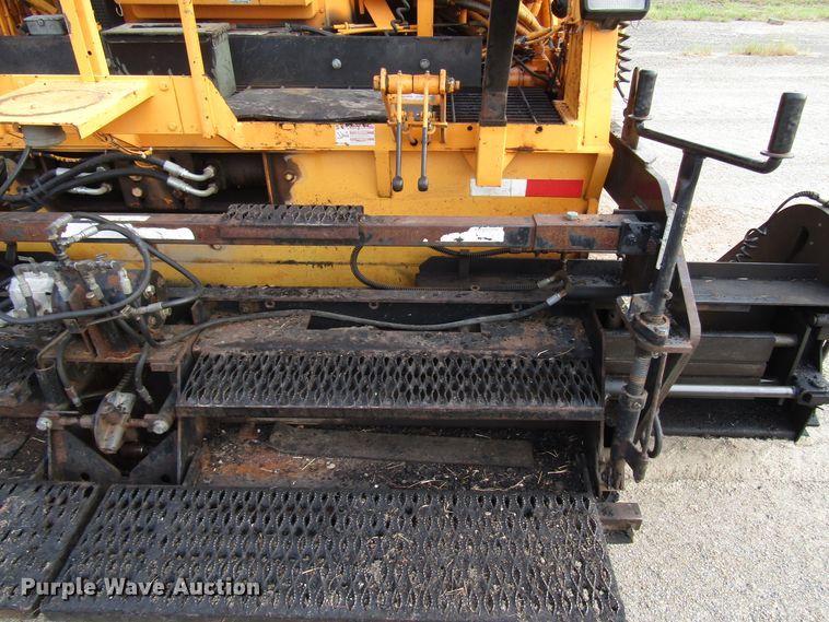 image for item DG8092 2004 LeeBoy L8500T paver