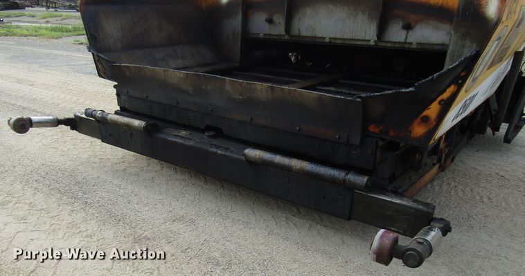 image for item DG8092 2004 LeeBoy L8500T paver