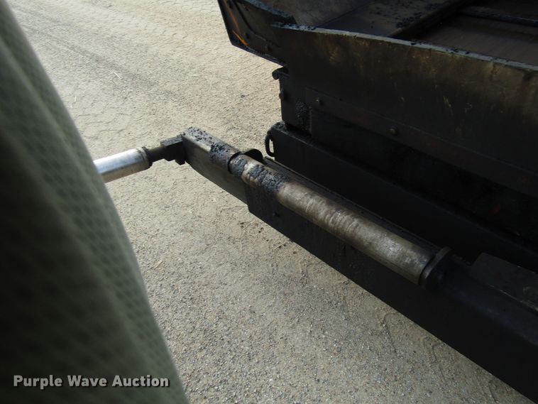 image for item DG8092 2004 LeeBoy L8500T paver