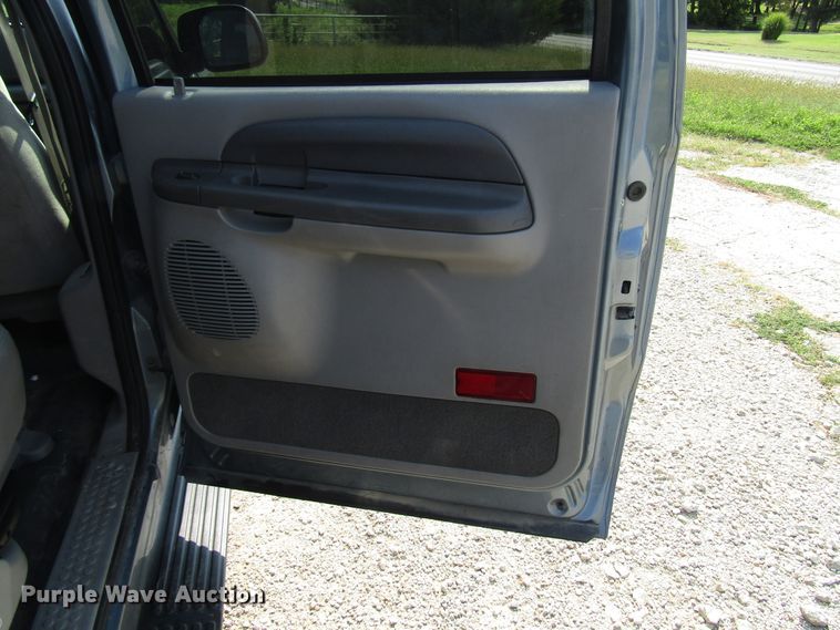 image for item DG8096 2001 Ford Excursion SUV