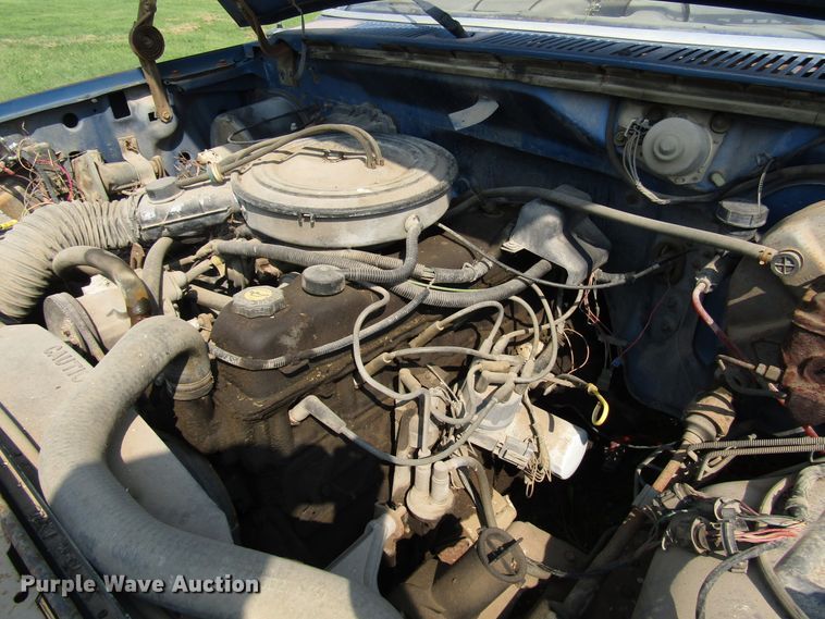 image for item DG8097 1985 Ford F150 pickup truck