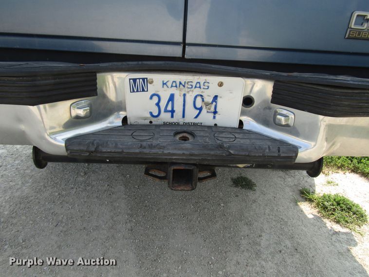 image for item DG8098 1997 Chevrolet Suburban C1500 SUV