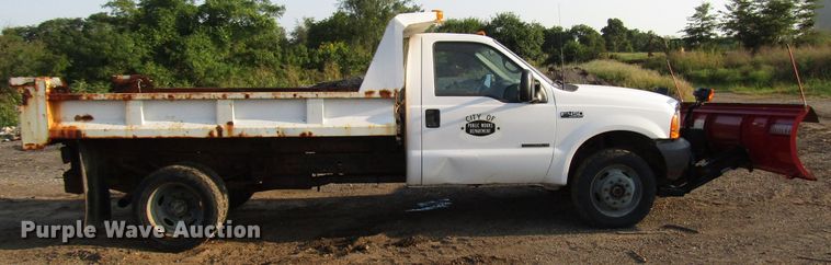 image for item DG8102 1999 Ford F450 Super Duty dump truck
