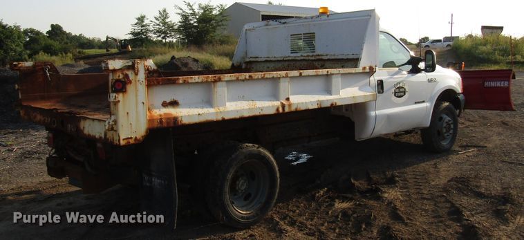 image for item DG8102 1999 Ford F450 Super Duty dump truck