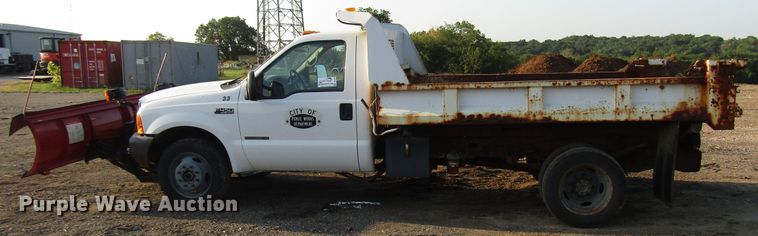 image for item DG8102 1999 Ford F450 Super Duty dump truck