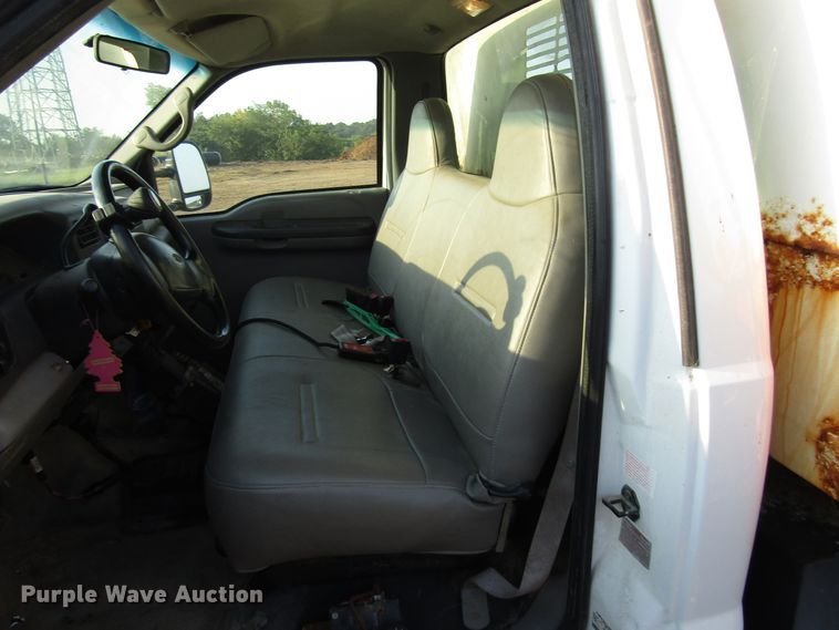 image for item DG8102 1999 Ford F450 Super Duty dump truck