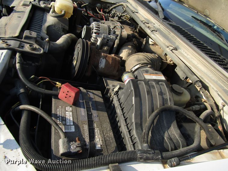 image for item DG8102 1999 Ford F450 Super Duty dump truck