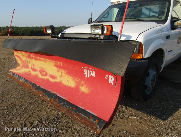 image for item DG8102 1999 Ford F450 Super Duty dump truck