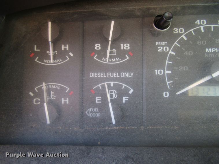 image for item DG8103 1997 Ford F450 Super Duty bucket truck