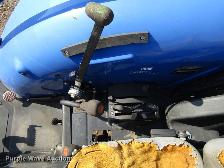 image for item DG8105 2007 New Holland TN60A MFWD tractor