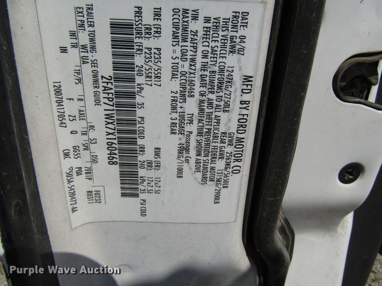 image for item DG8107 2007 Ford Crown Victoria Police Interceptor