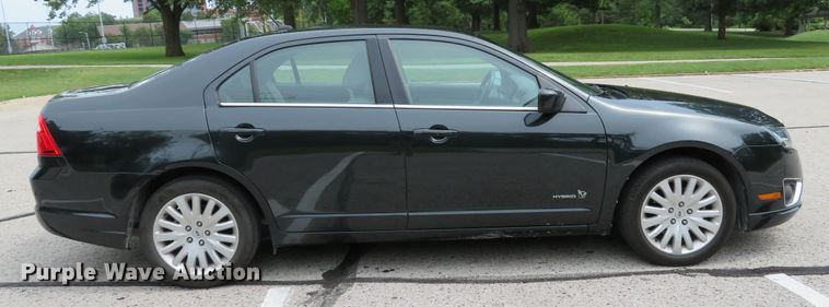 image for item DH1546 2010 Ford Fusion Hybrid