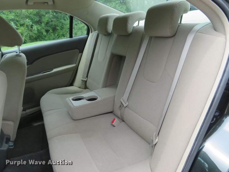 image for item DH1546 2010 Ford Fusion Hybrid