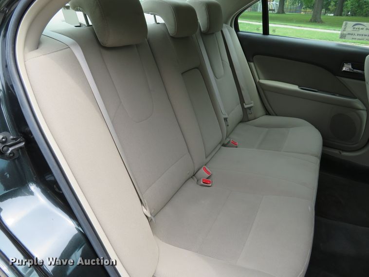 image for item DH1546 2010 Ford Fusion Hybrid