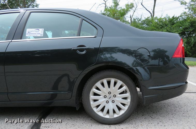 image for item DH1546 2010 Ford Fusion Hybrid