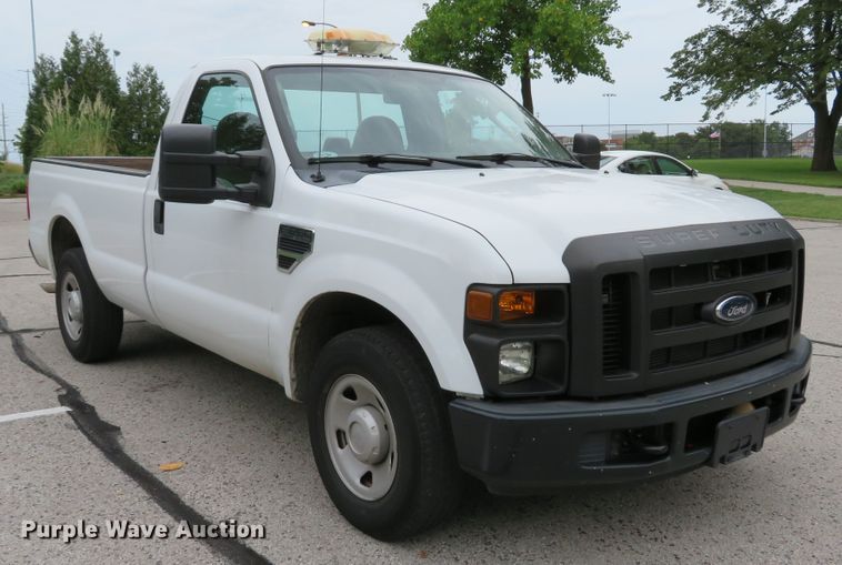 image for item DH1547 2009 Ford F250 Super Duty XL pickup truck