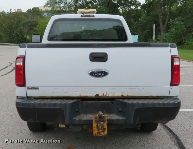 image for item DH1547 2009 Ford F250 Super Duty XL pickup truck