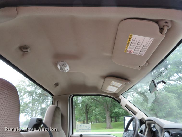 image for item DH1547 2009 Ford F250 Super Duty XL pickup truck