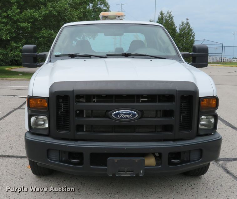 image for item DH1548 2009 Ford F250 Super Duty XL SuperCab pickup truck