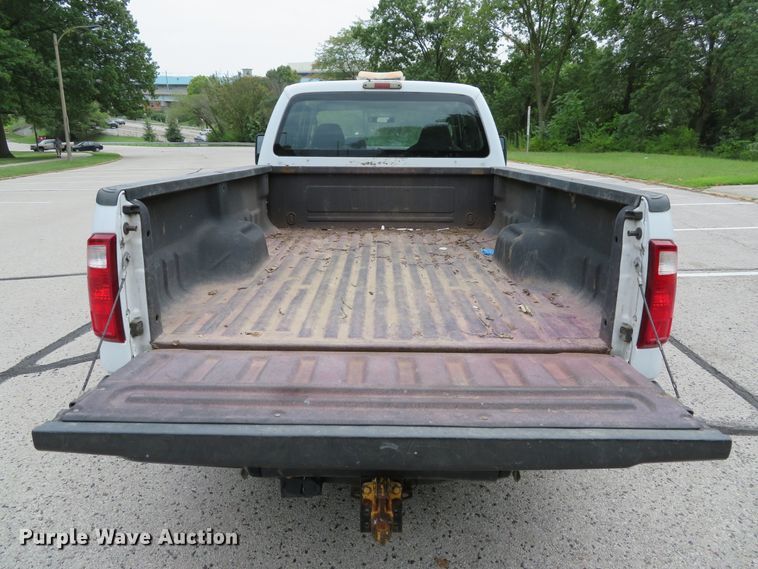 image for item DH1548 2009 Ford F250 Super Duty XL SuperCab pickup truck