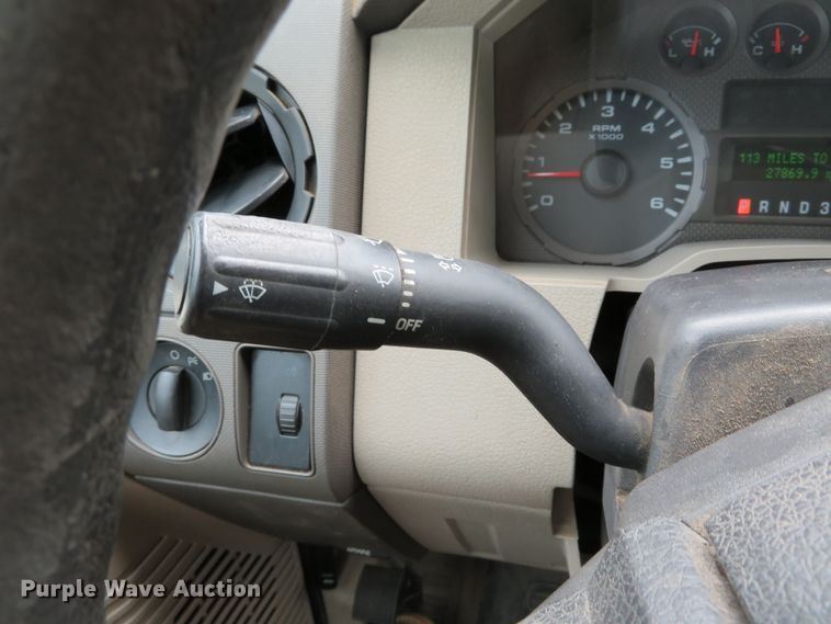 image for item DH1548 2009 Ford F250 Super Duty XL SuperCab pickup truck