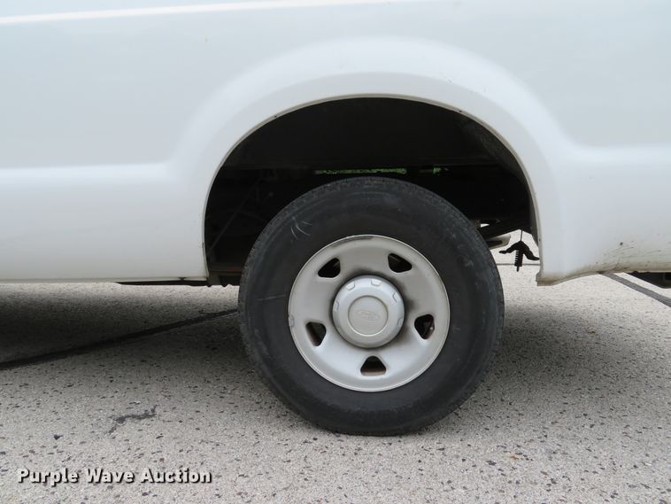 image for item DH1548 2009 Ford F250 Super Duty XL SuperCab pickup truck