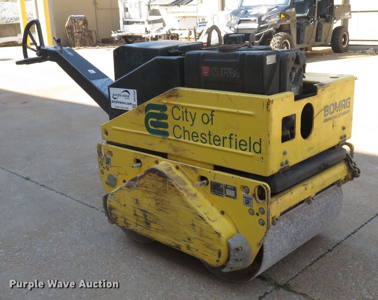 image for item DH1562 2009 Bomag BW65H double drum vibratory roller