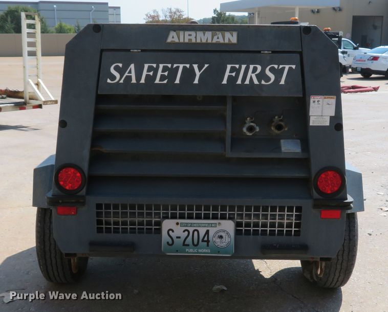 image for item DH1573 2009 Airman PDS185S air compressor