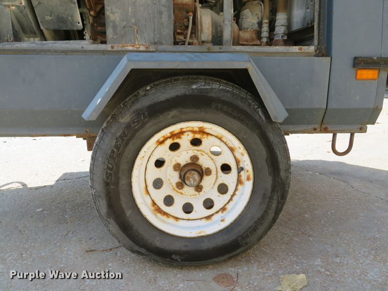 image for item DH1573 2009 Airman PDS185S air compressor