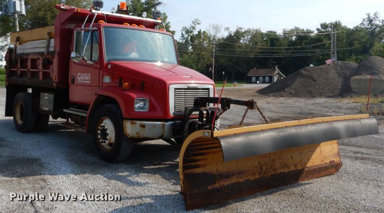 image for item DH2051 2002 Freightliner FL70 dump truck