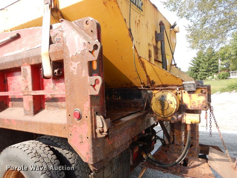 image for item DH2051 2002 Freightliner FL70 dump truck