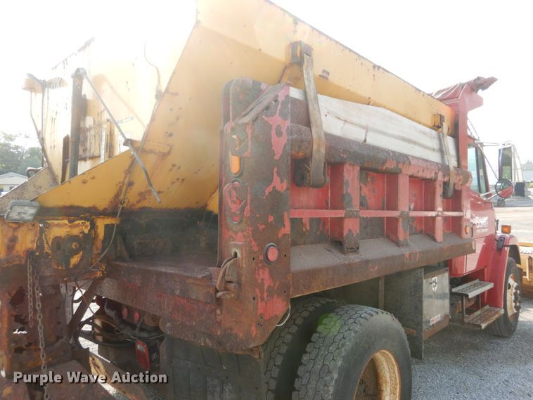 image for item DH2051 2002 Freightliner FL70 dump truck