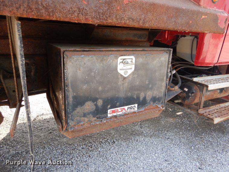 image for item DH2051 2002 Freightliner FL70 dump truck