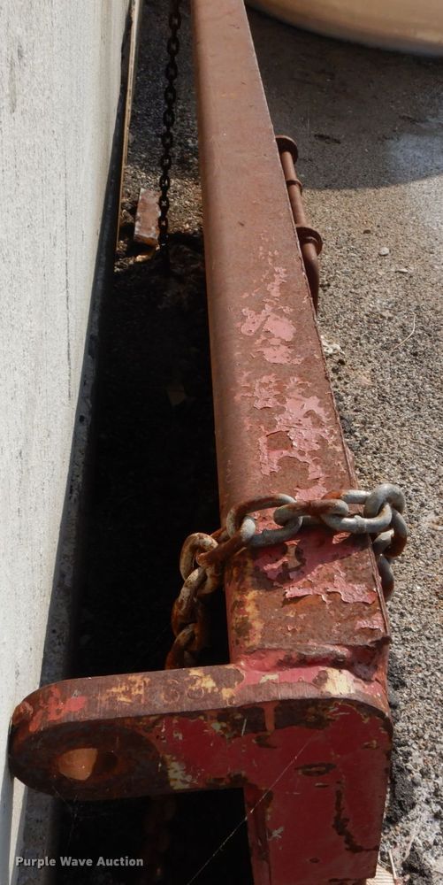 image for item DH2051 2002 Freightliner FL70 dump truck