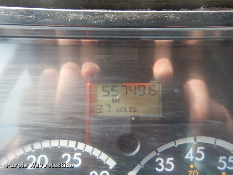 image for item DH2051 2002 Freightliner FL70 dump truck