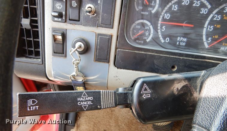 image for item DH2051 2002 Freightliner FL70 dump truck